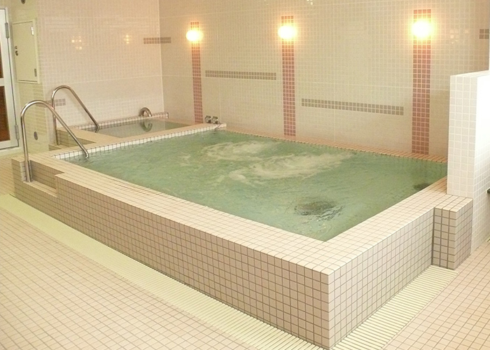 FIND SPORTS CLUB スパエリア